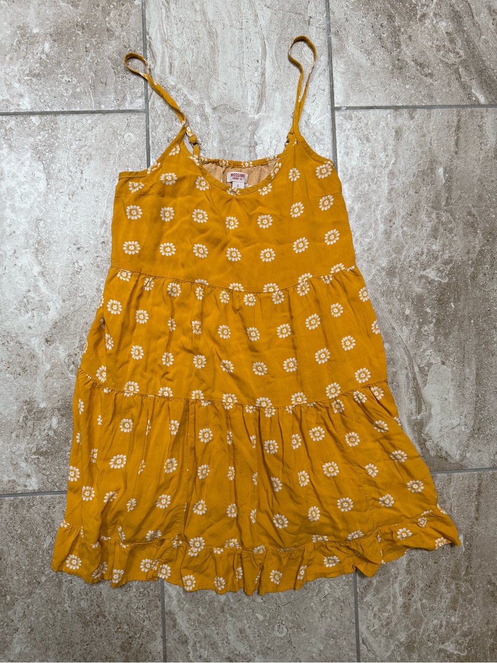Mossimo supply co yellow & white daisy floral tiered sundress Boho Cottagecore
